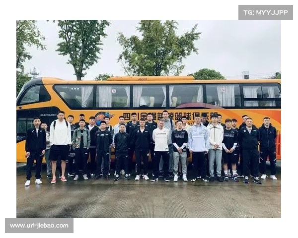 四川金强新赛季阵容以老带新,注重本土球员成长 四川金强新赛季阵容以老带新,注重本土球员成长