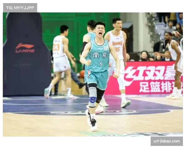 【2026年4月CBA联赛肋部渗透与纵深突破分析·非赛事·文教清华大学篮球战术公开课将CBA球队战术案例纳入4月教学大纲